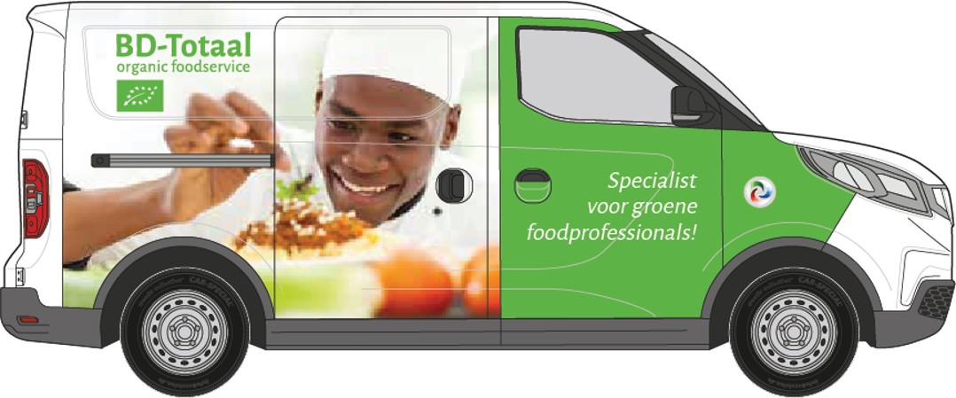 Elektrische bestelauto met het logo van BD-Totaal en een kok en de opdruk 'Specialist voor groene foodprofessionals!'